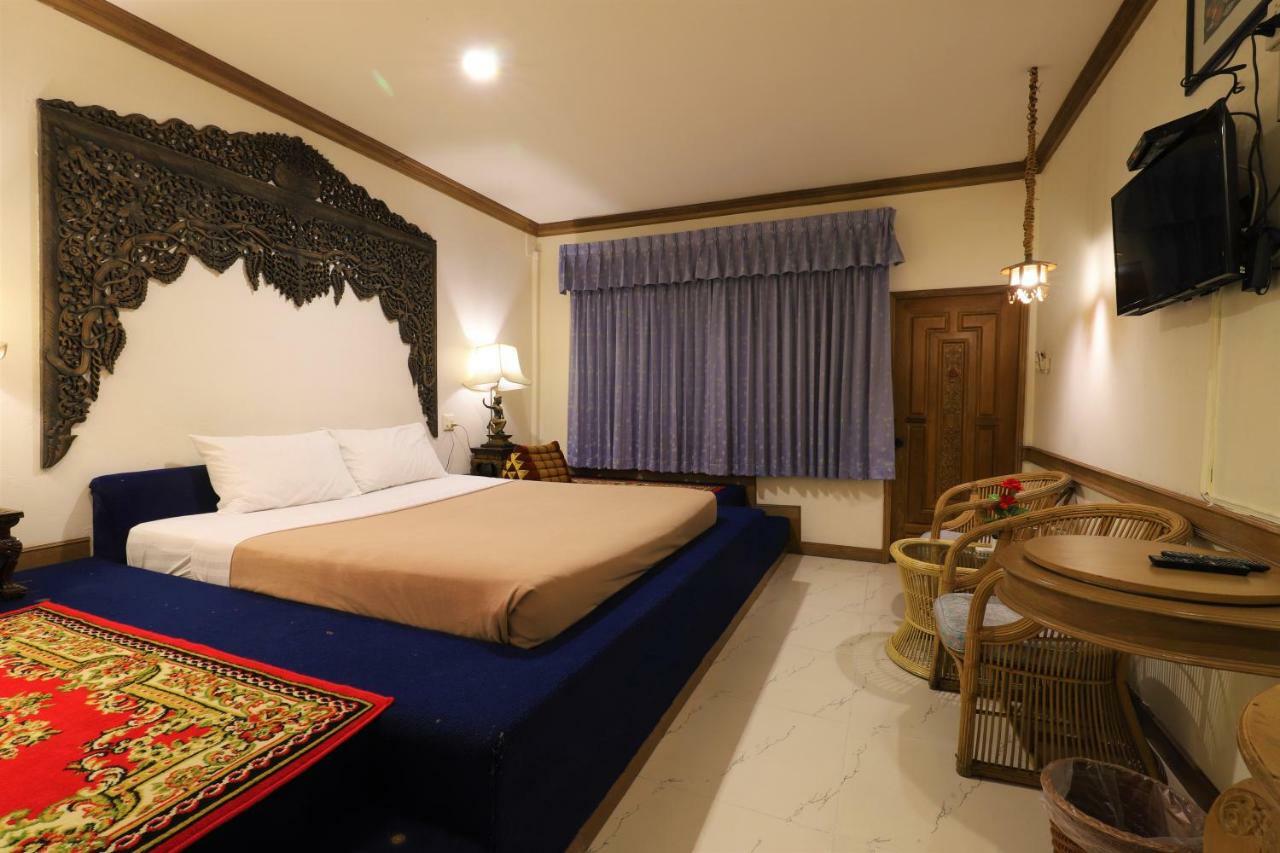 Right Spot Hotel Pattaya Ngoại thất bức ảnh